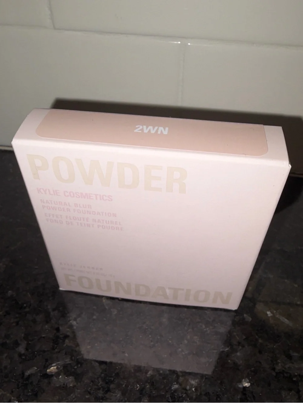 Kylie Cosmetics - Natural Blur Powder Foundation (2WN) - New in Box